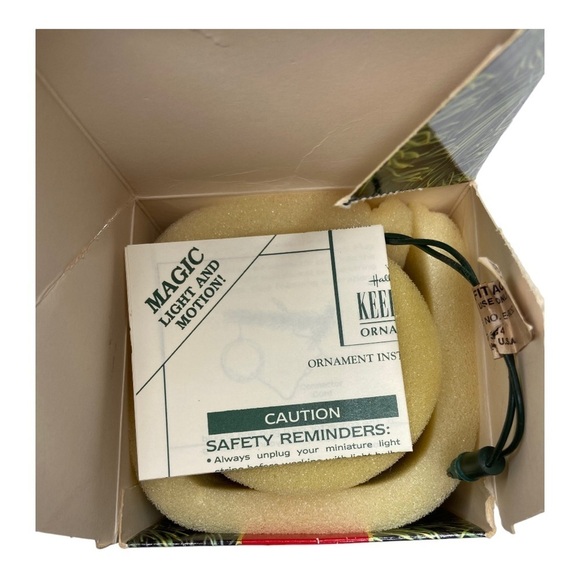 1990 Hallmark Keepsake Santa's Ho-Ho-Hoedown Magic Light Motion Ornament - Picture 6 of 15